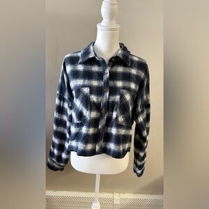 Cropped Flannel Plaid Top size M